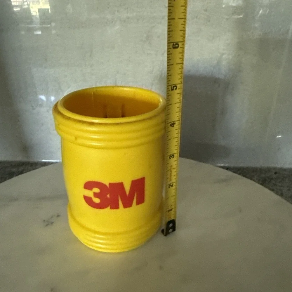 3M Logo Gold Tone Koozie‎ Fridge Magnet Vintage Rare Thick Rubber Plastic